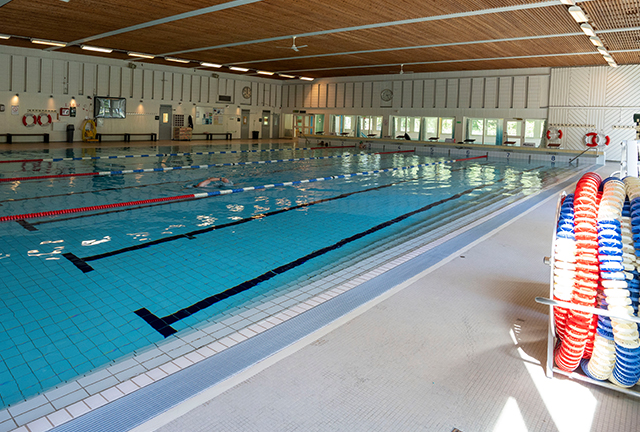 Simhallen
